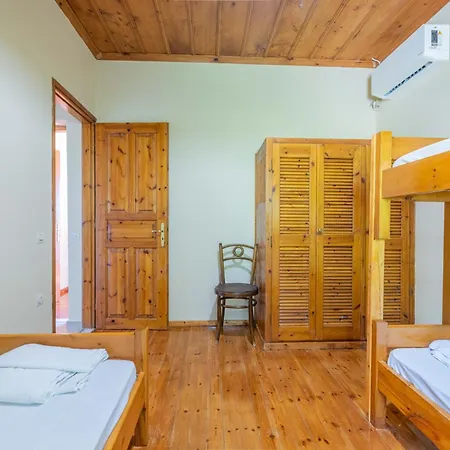Holiday home Zanteva-cottages